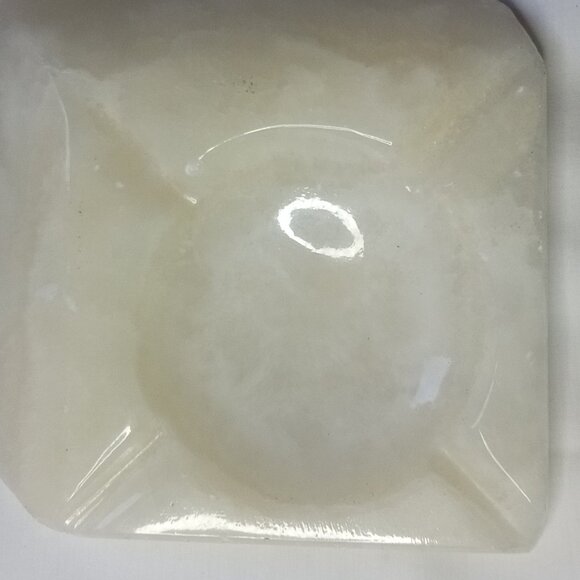 Natural White Marble Stone Hand Carved Craft Ashtray Cigarettes Cigar NEW 990g - Picture 1 of 4